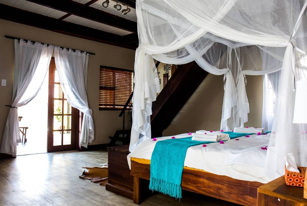 Chambre hakusembe river lodge